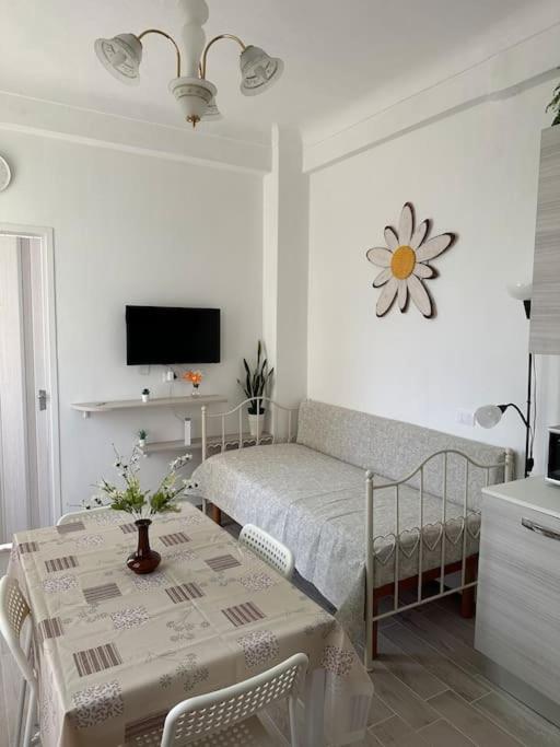 Casa Margherita Санремо Экстерьер фото