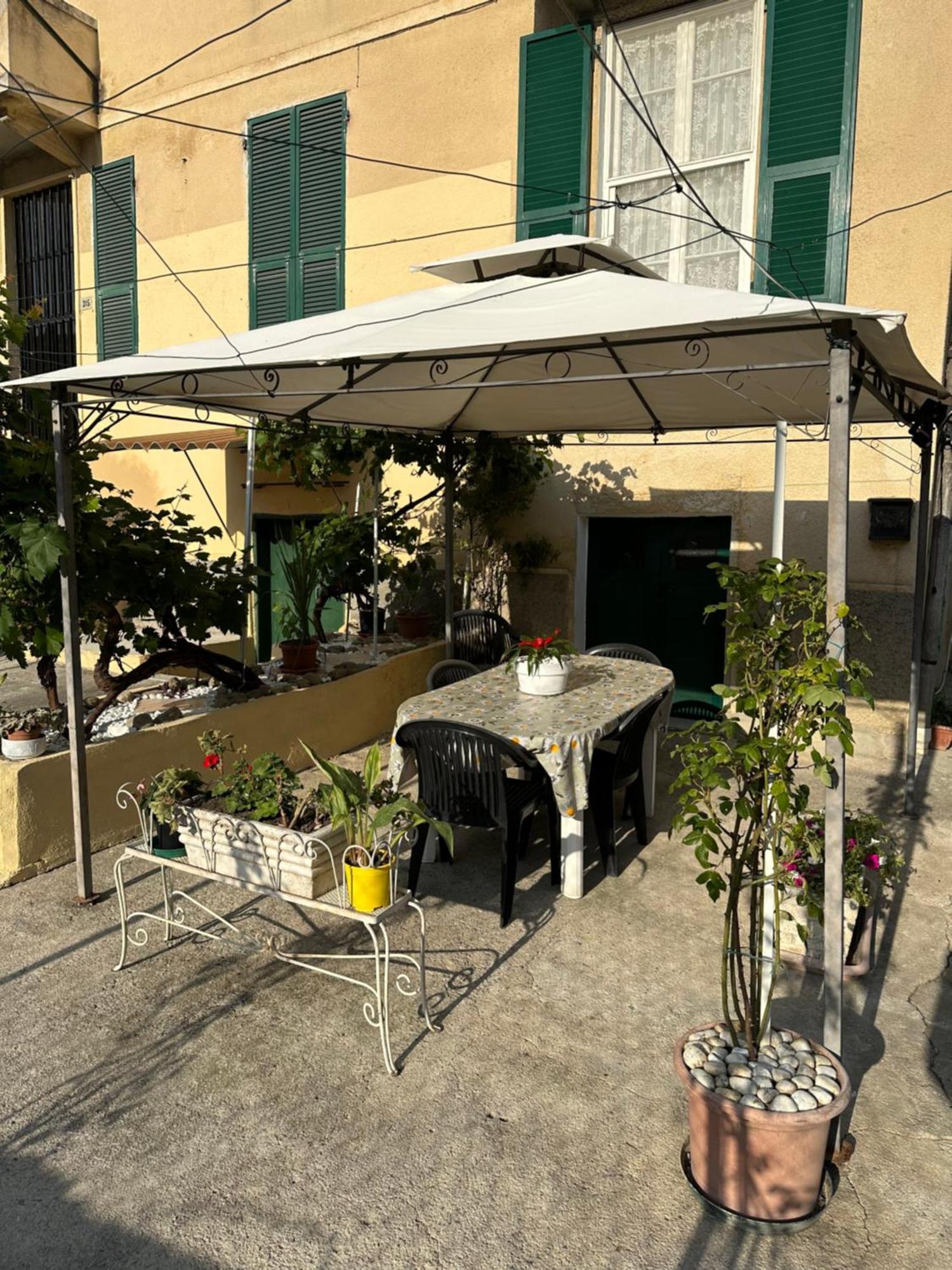 Casa Margherita Санремо Экстерьер фото